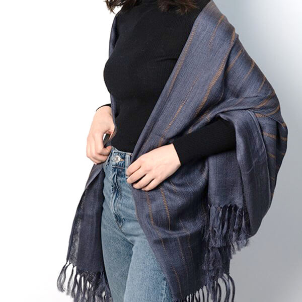 Etole - KUMIHIMO, Teinture Tatsumaki, tresse plate, noir, rayures, grande, écharpe, Ryukobo, kimono, Japonais, Tokyo, artisanat traditionnel, soie, cadeau, fait main